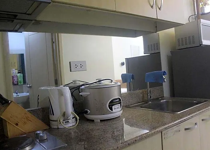 Chateau Elysee A6 Near Airport Wifi Kitchen * Manila