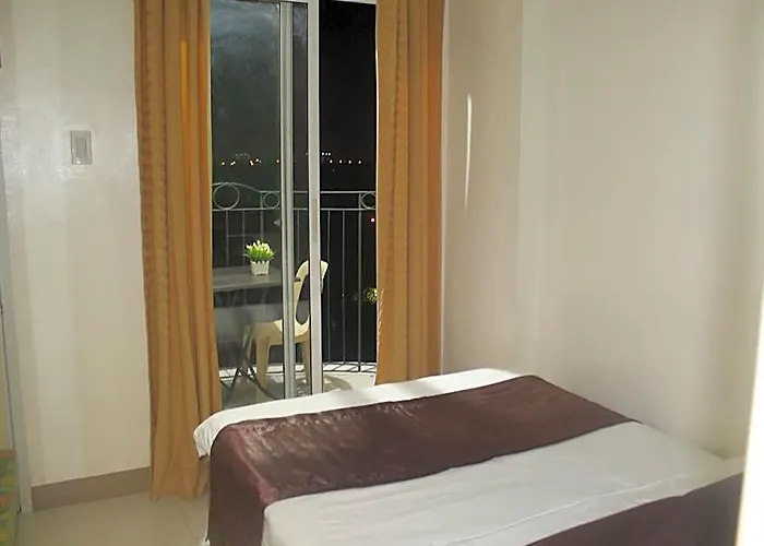 Chateau Elysee A6 Near Airport Wifi Kitchen Apartamento *